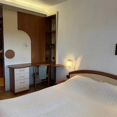Gurko Szálloda 3*